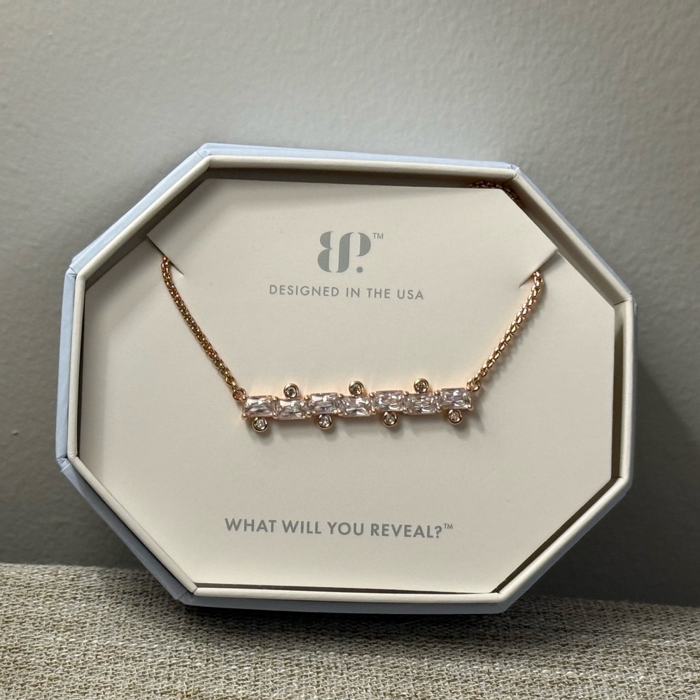Elegant Gold Necklace with Clear Accents